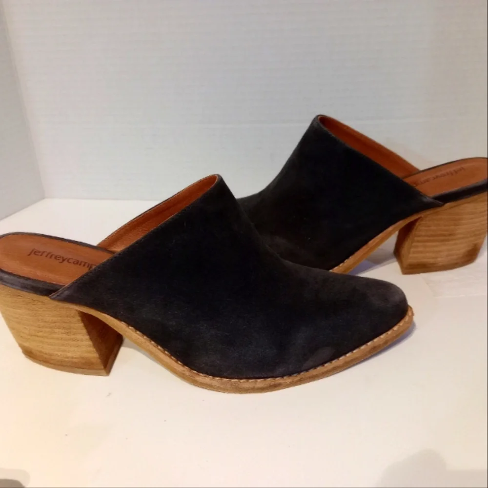 Jeffrey Campbell Black Mules with Wooden Heel - Picture 2 of 12